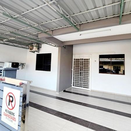 فيلا Bk House Melaka المظهر الخارجي الصورة